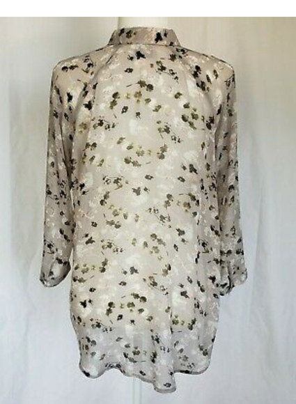 Cabi #5204 Matinee Top Gray Sheer Floral XS - Picture 2 of 6